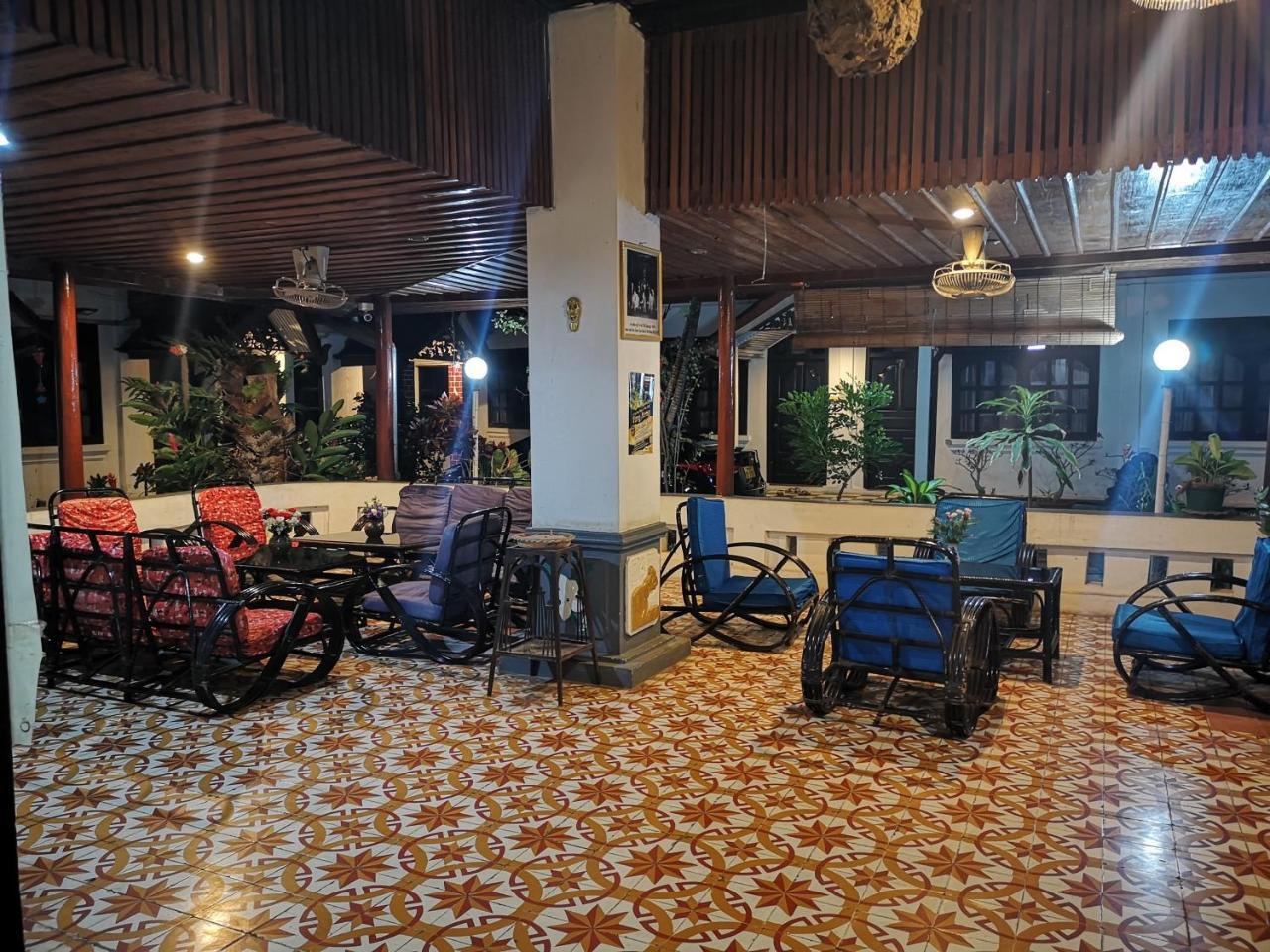 Salachampa Hotel Pakse Ngoại thất bức ảnh